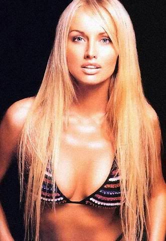 Adriana Karembeu Musa