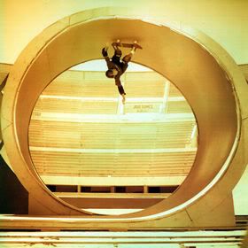 Obrázok “http://i274.photobucket.com/albums/jj262/katiieekatiiee/Skateboarding/TonyHawk-1.jpg” sa nedá zobraziť, pretože obsahuje chyby.