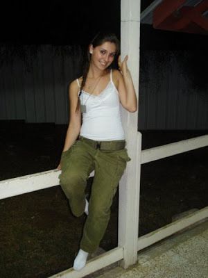 israeli-army-girls-54_zpsbb9ee8cc.jpg