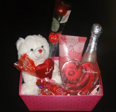 Valentine's Day Gifts Pictures, Images and Photos