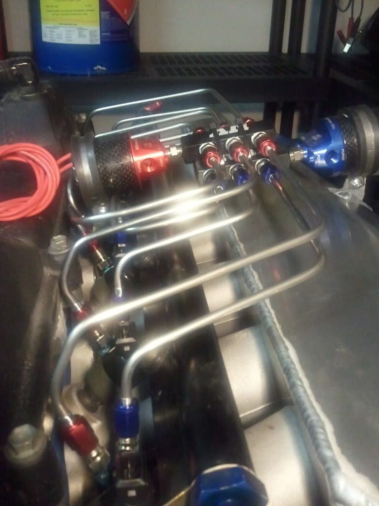 Nitrous install on DaveH intake