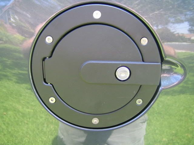 Ami Locking Fuel Door
